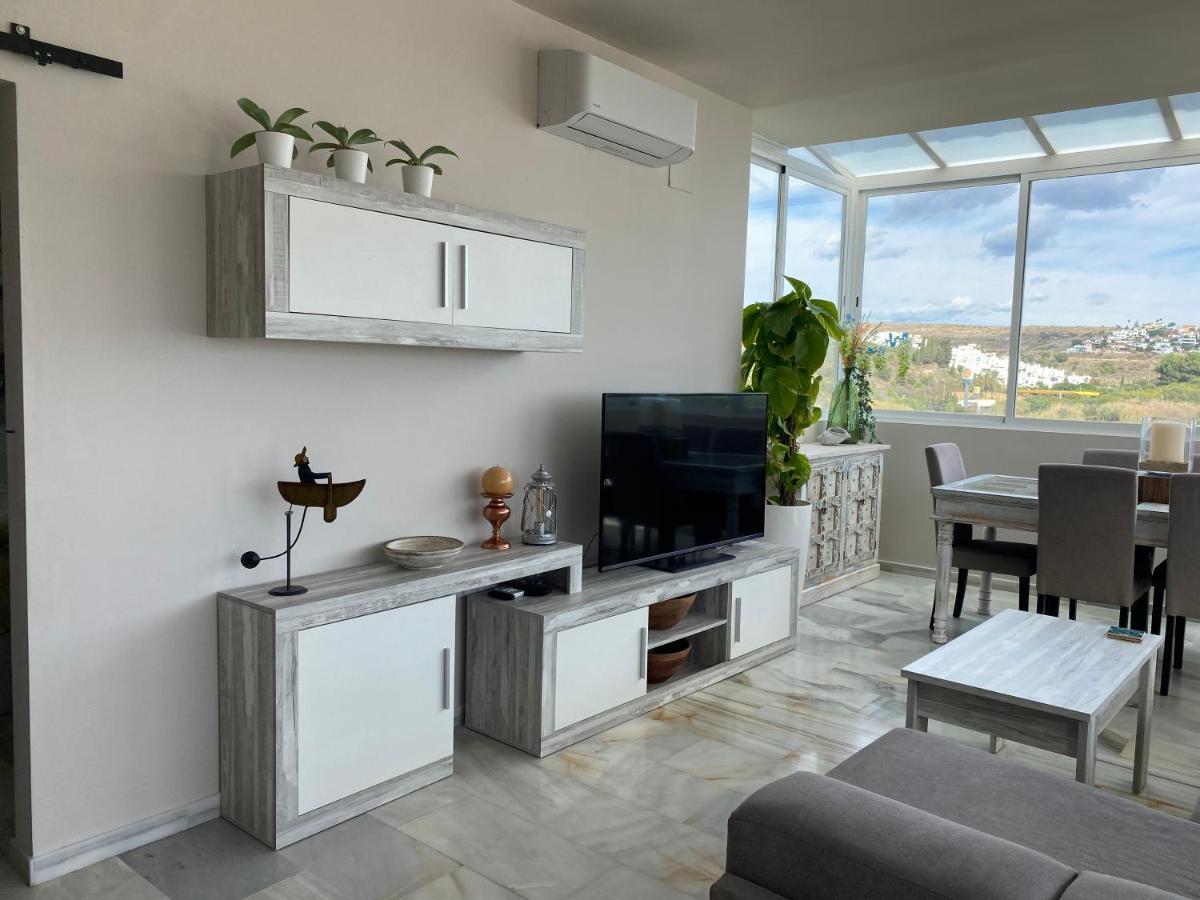 On The Beach - Penthouse On The Mediterranean Estepona Exterior foto